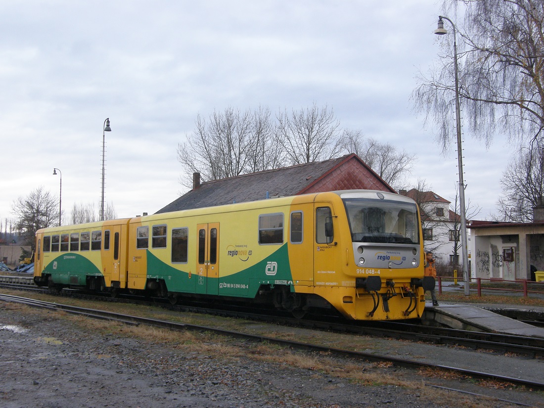 PC090043